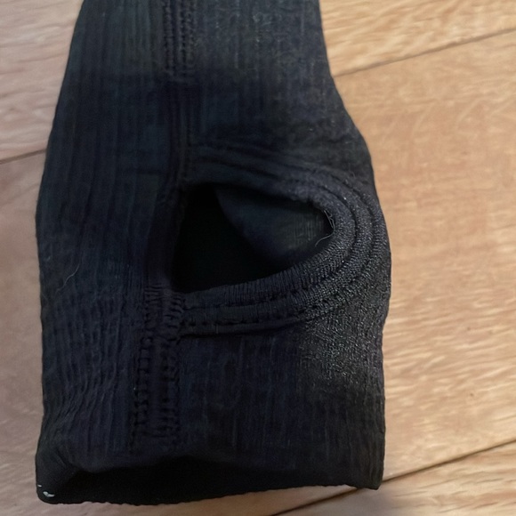 GYMSHARK top - Picture 3 of 5